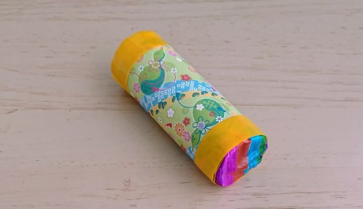 トイレットペーパーの芯とアルミホイルで作る万華鏡のおもちゃの作り方